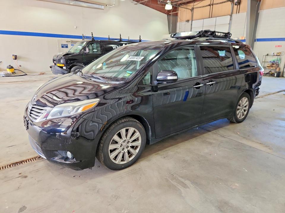 2017 Toyota Sienna Limited Premium 7-passenger