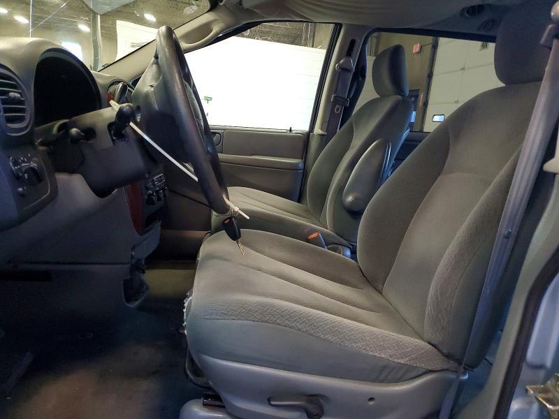 2005 Chrysler Town & Country lx