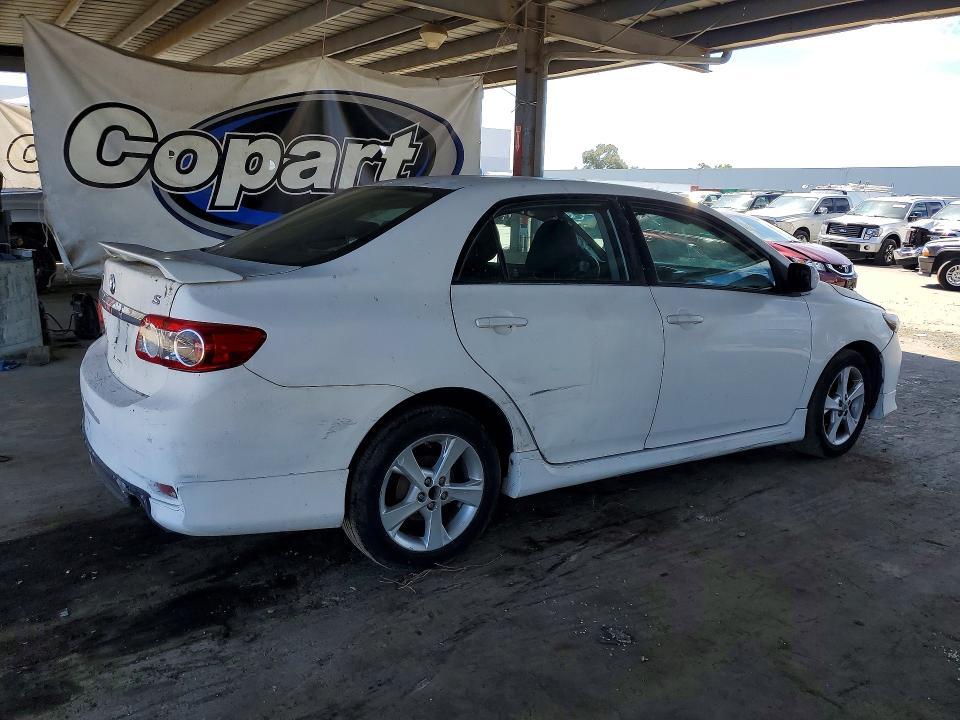 2013 Toyota Corolla s
