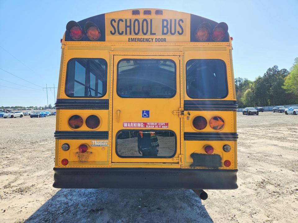 2001 International 3800 School bus