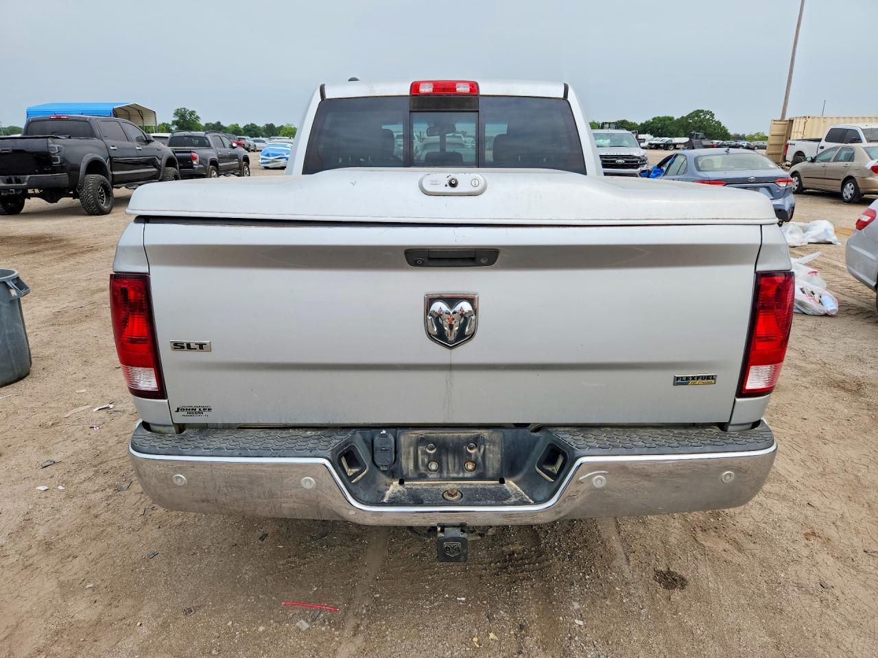 2016 Dodge RAM 1500 SLT