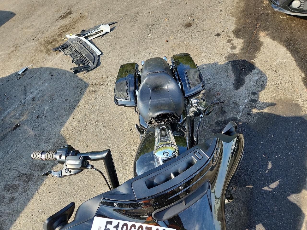 2019 Harley-Davidson Flhx