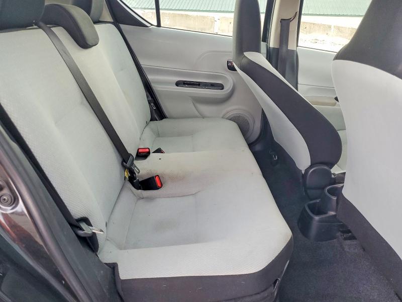 2013 Toyota Prius c one