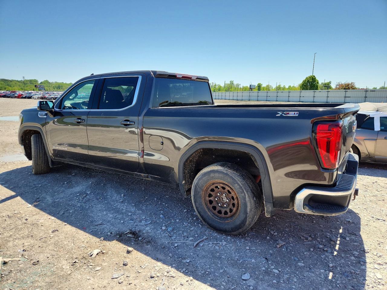 2020 GMC Sierra K1500 SLE