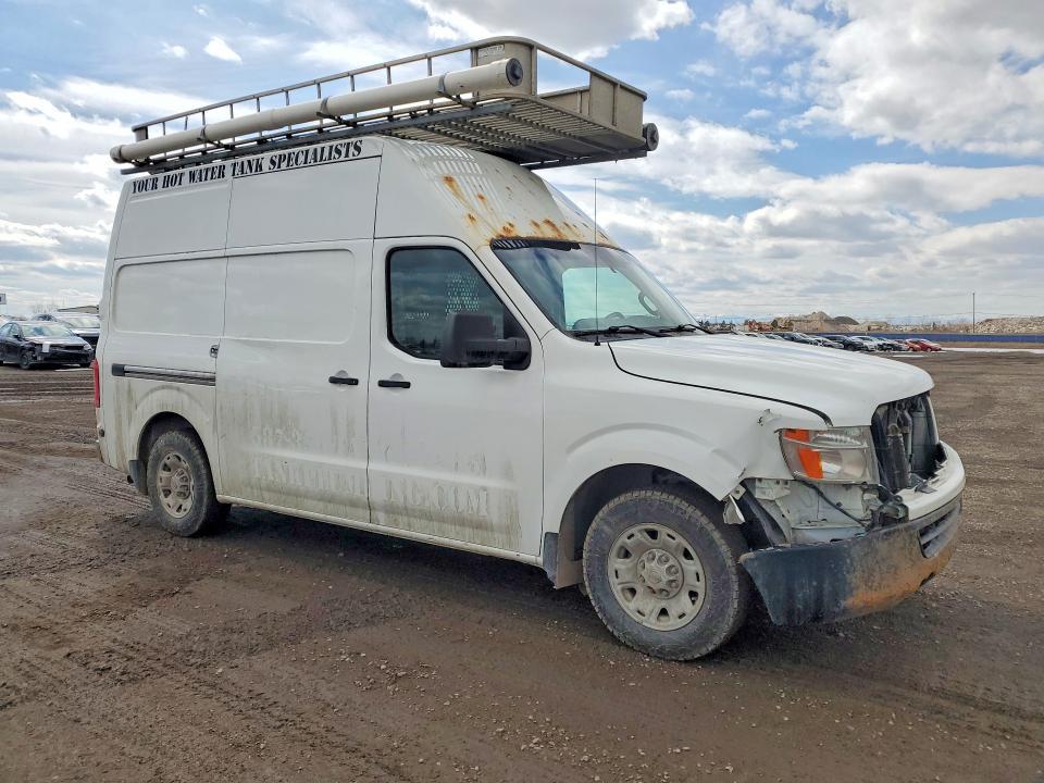 2012 Niss NV 2500