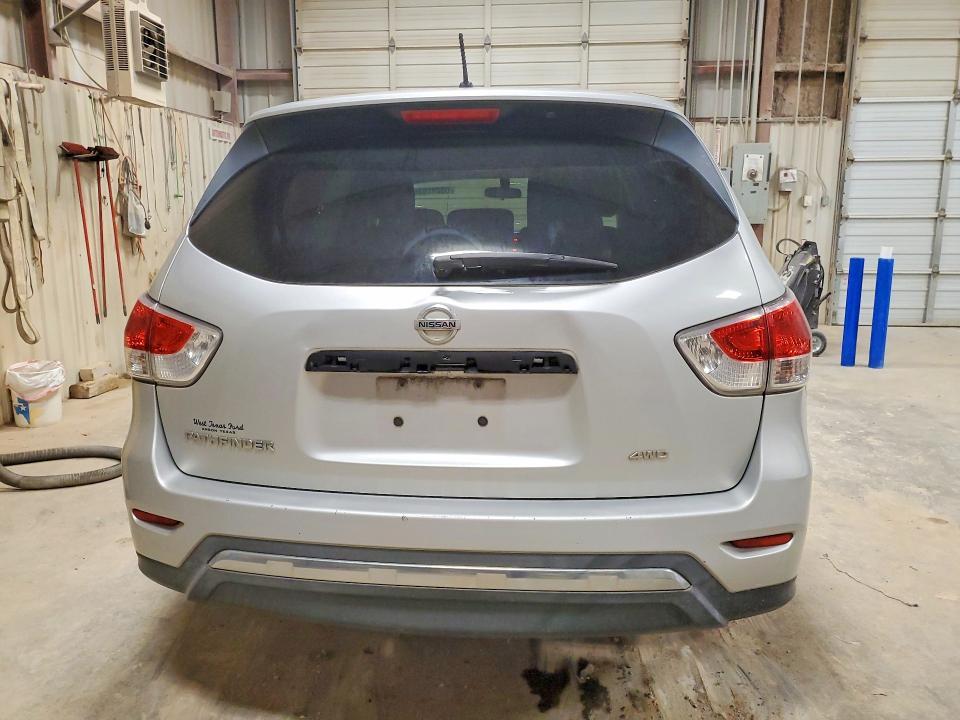 2013 Nissan Pathfinder s