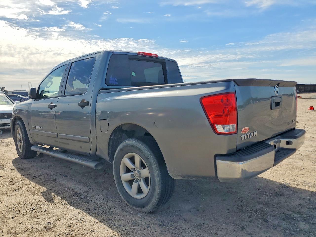 2013 Nissan Titan S