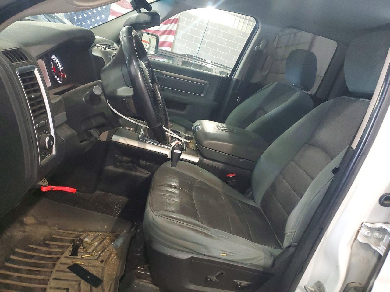 2013 Dodge RAM 1500 SLT