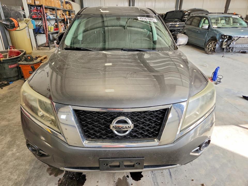 2015 Nissan Pathfinder s