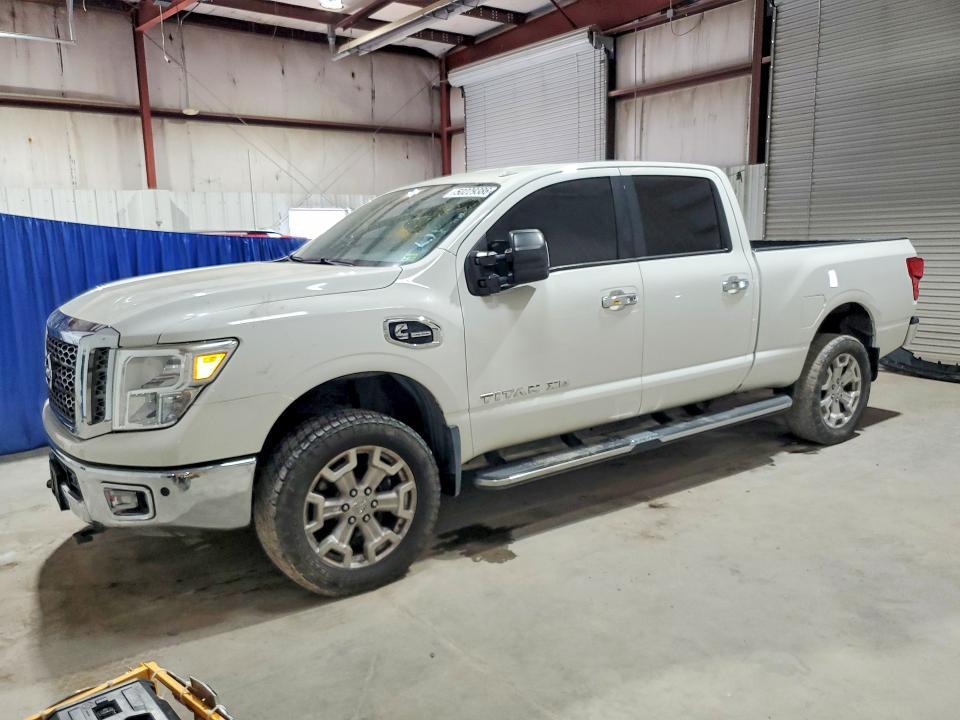 2016 Nissan Titan XD SV