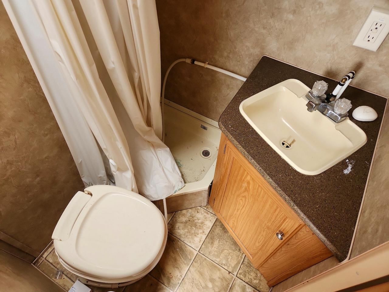 2009 Layton 2009 Homette Layton Camper