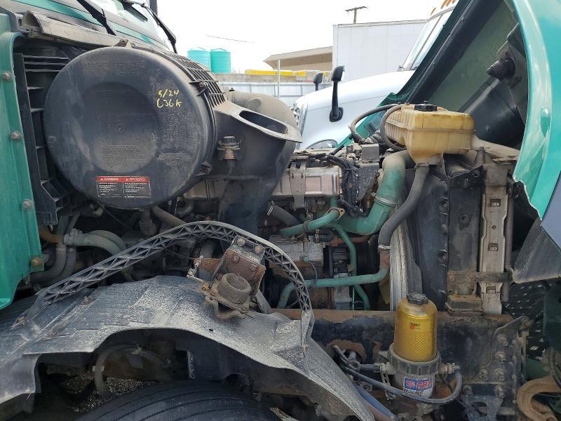 2006 Volvo VN VNL-Semi Truck