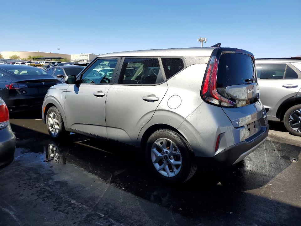 2023 KIA Soul lx