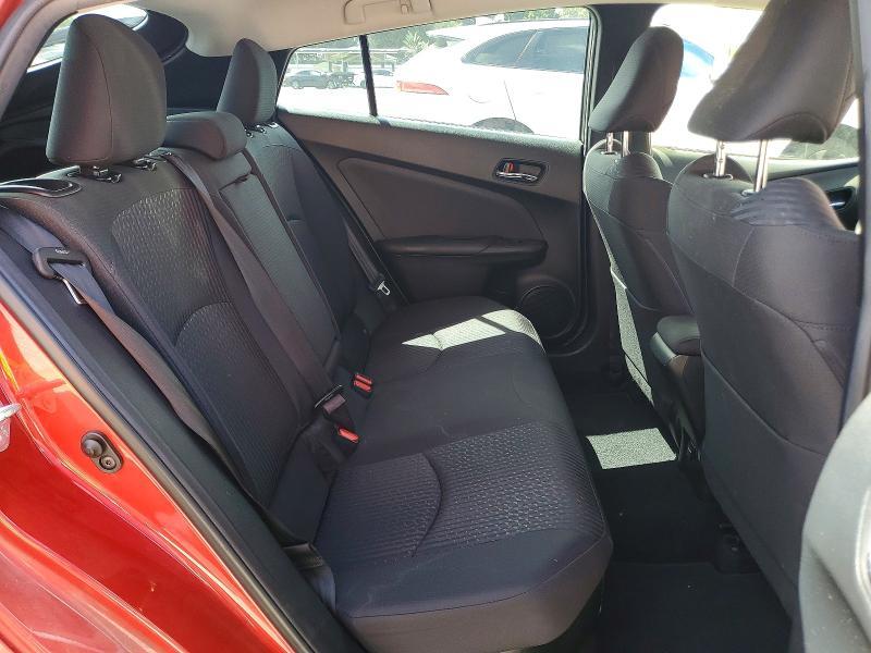2016 Toyota Prius Three