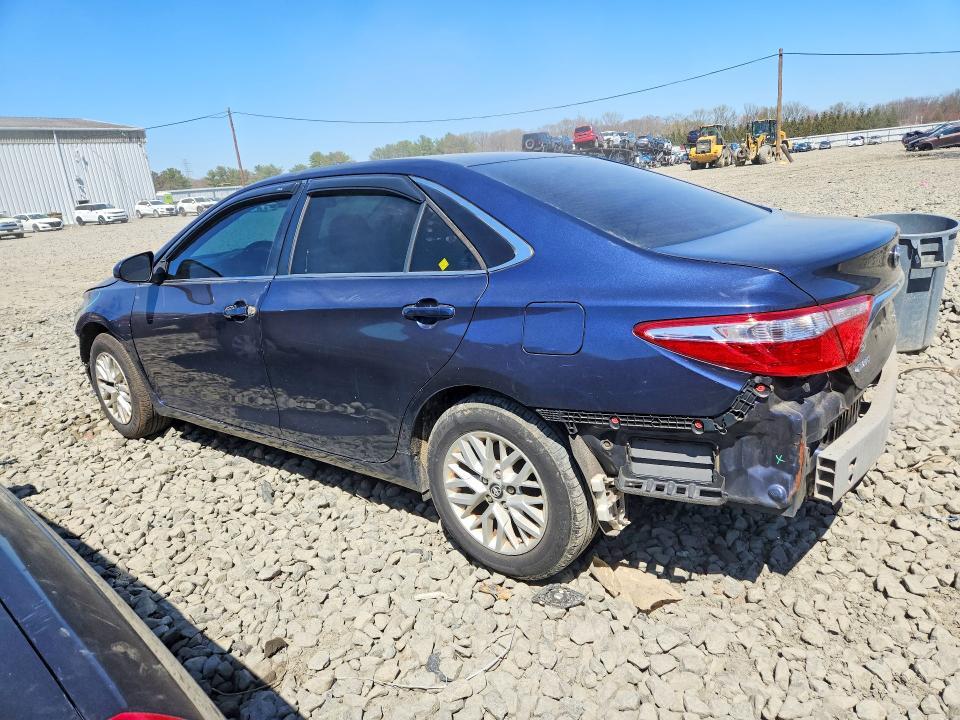 2016 Toyota Camry le