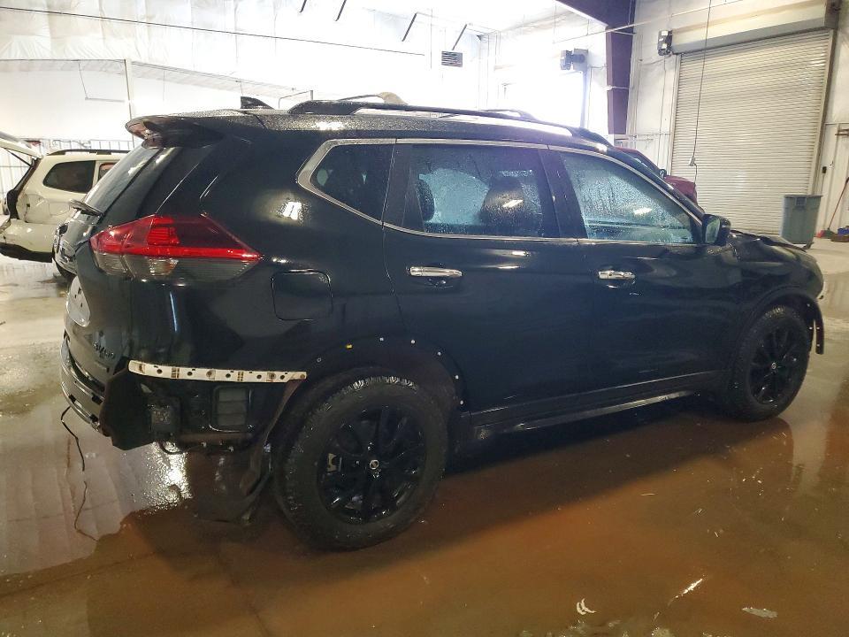 2018 Nissan Rogue sv