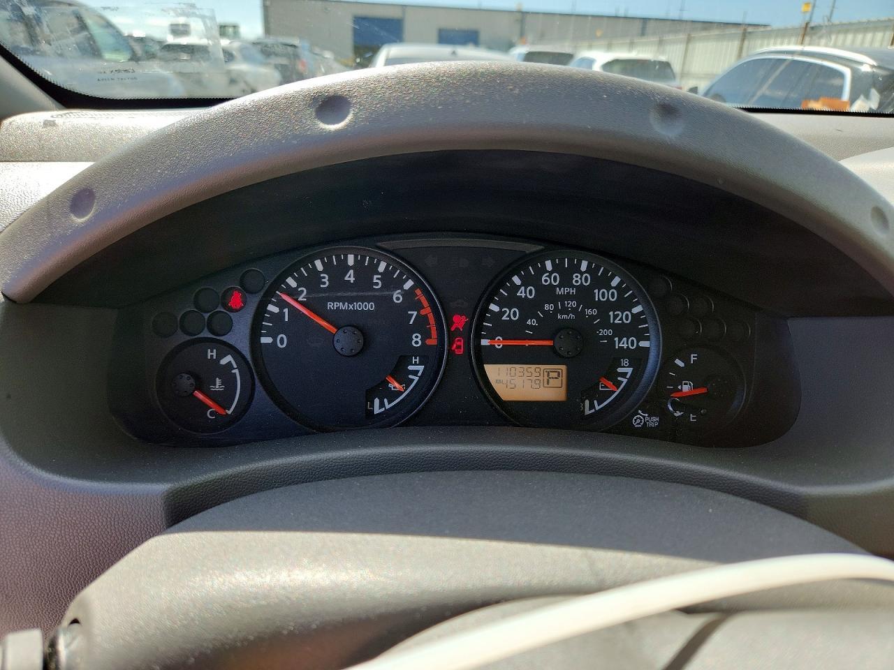 2017 Niss Frontier SV