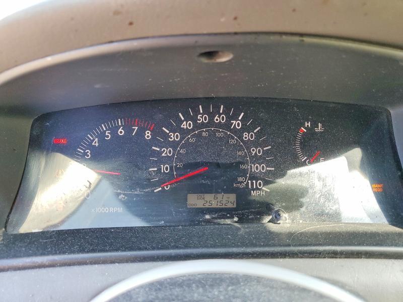 2005 Toyota Corolla le