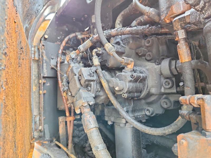 2007 Caterillar 2007 Caterpillar 330D Excavator