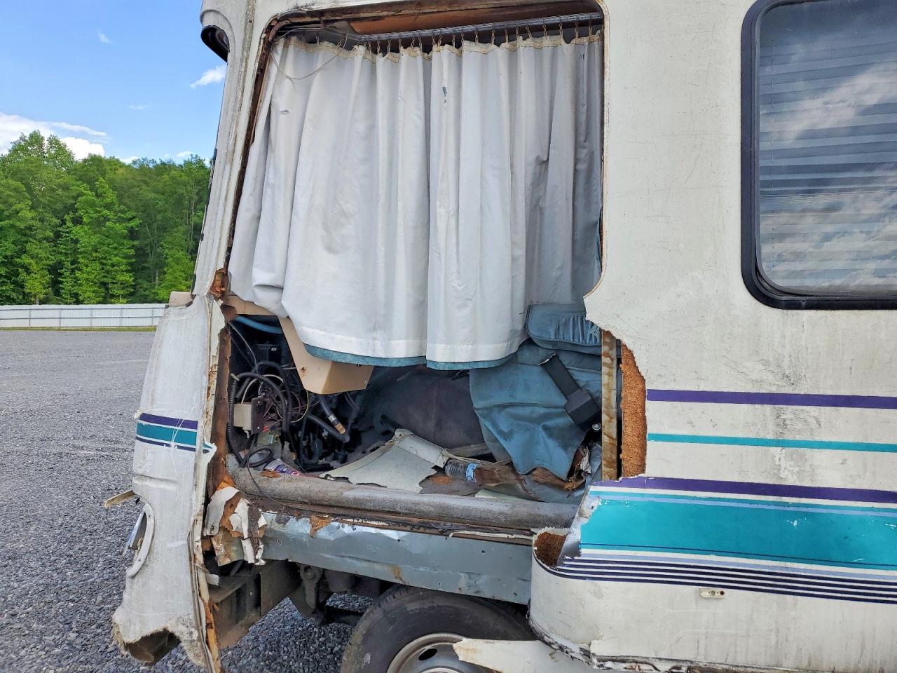 1997 Ford Hurricane RV