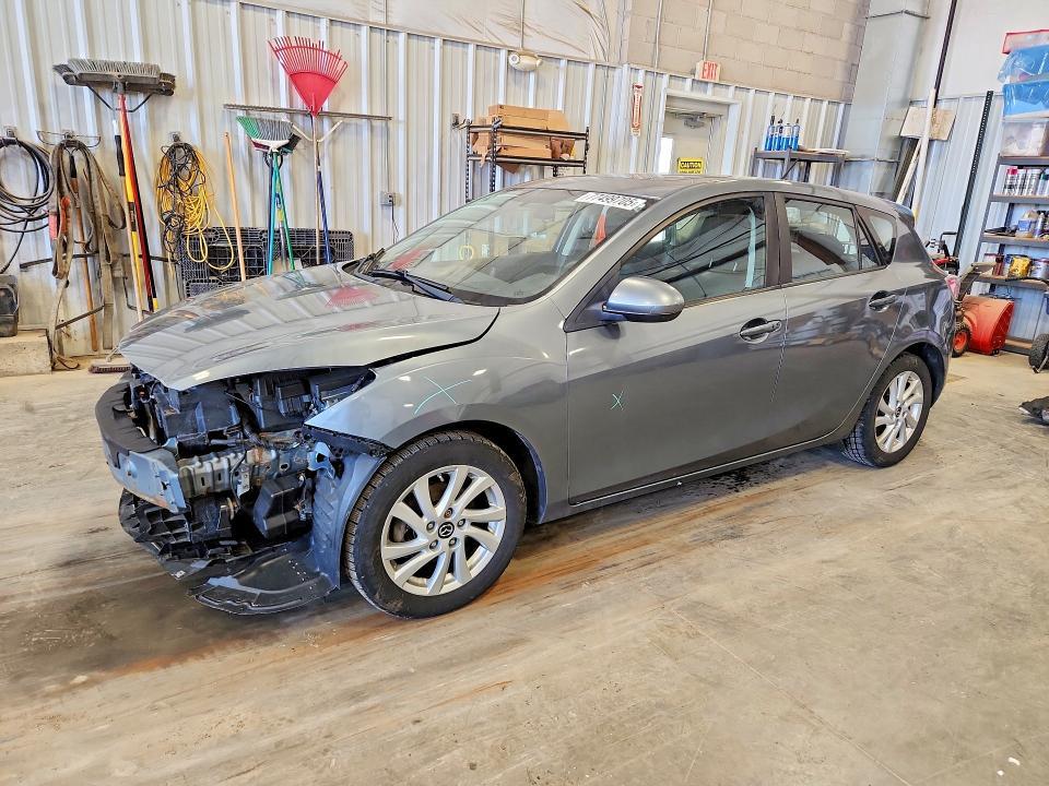 2013 Mazda 3 I