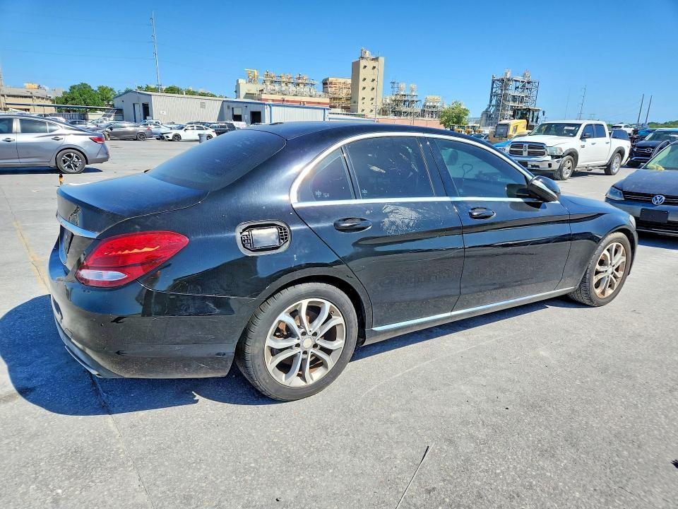 2015 Mercedes-Benz C300