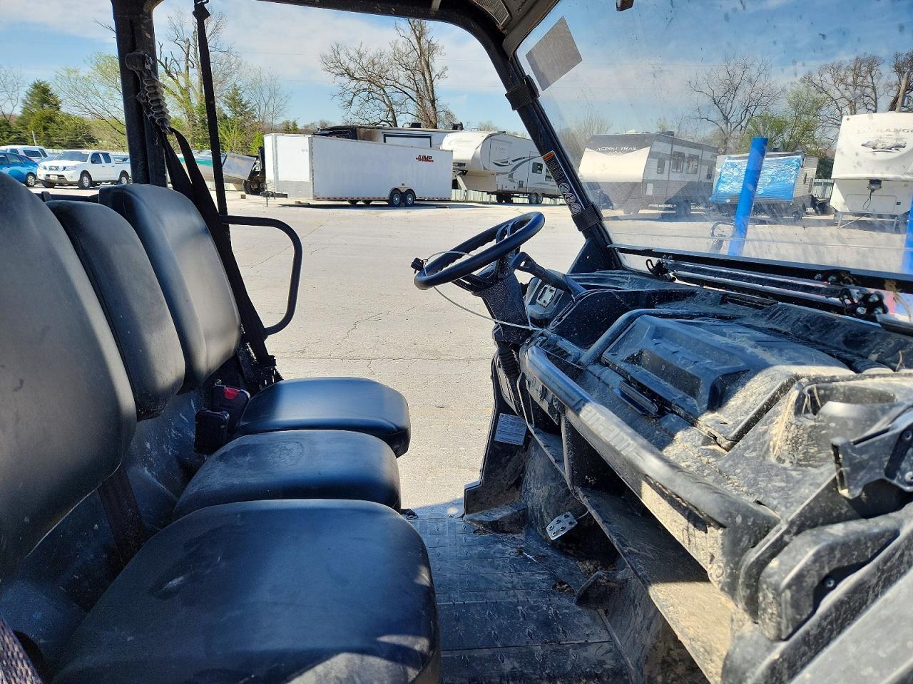 2019 Can-Am Defender Max HD8