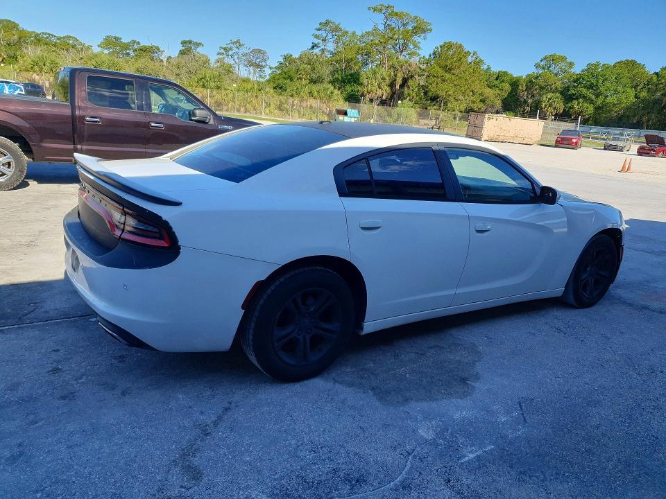 2015 Dodge Charger se