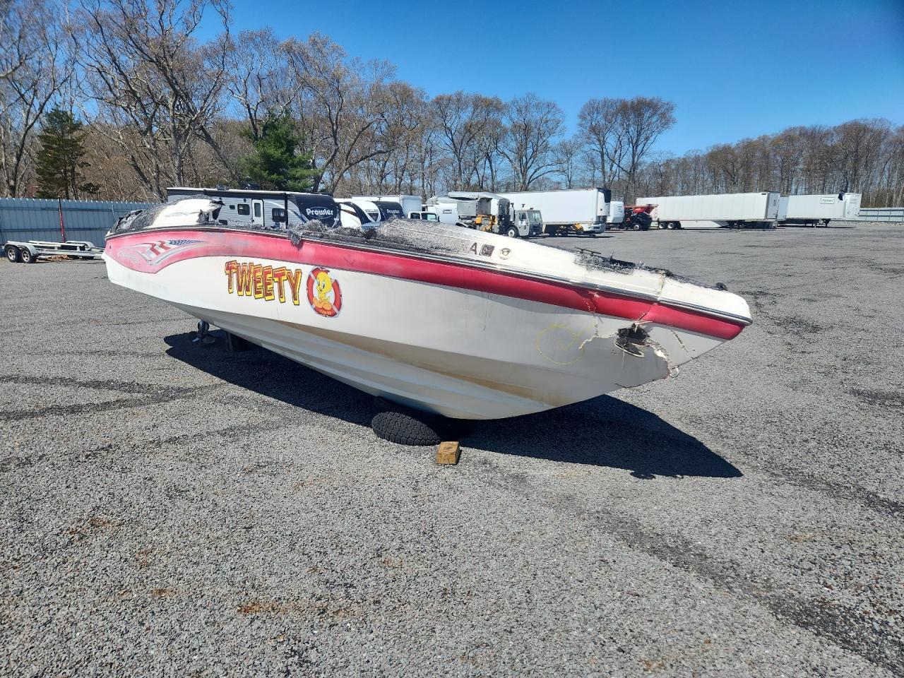 2004 Rinker Boat-Boat