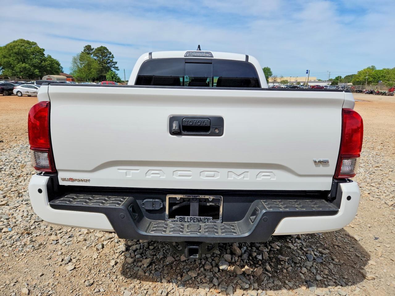 2022 Toyota Tacoma SR5 V6