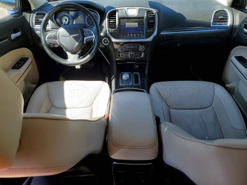 2016 Chrysler 300 Limited