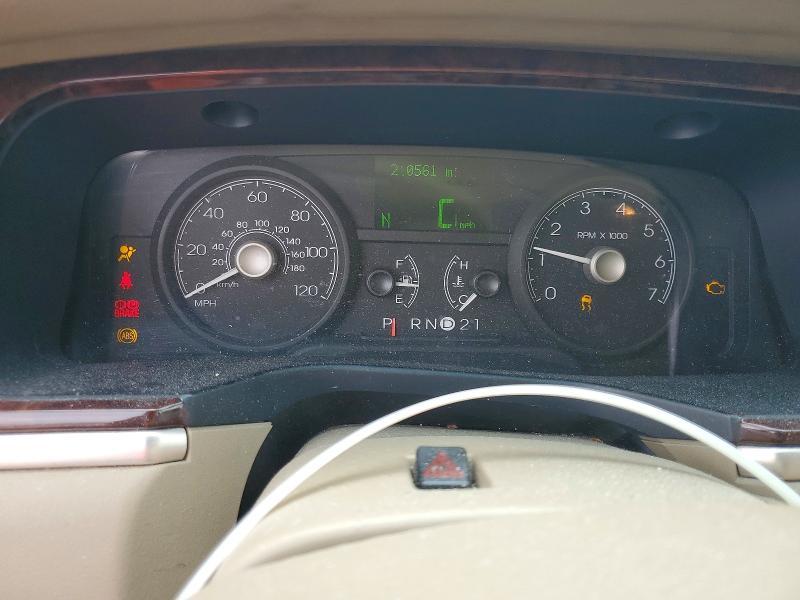 2006 Lincoln Town car Signature