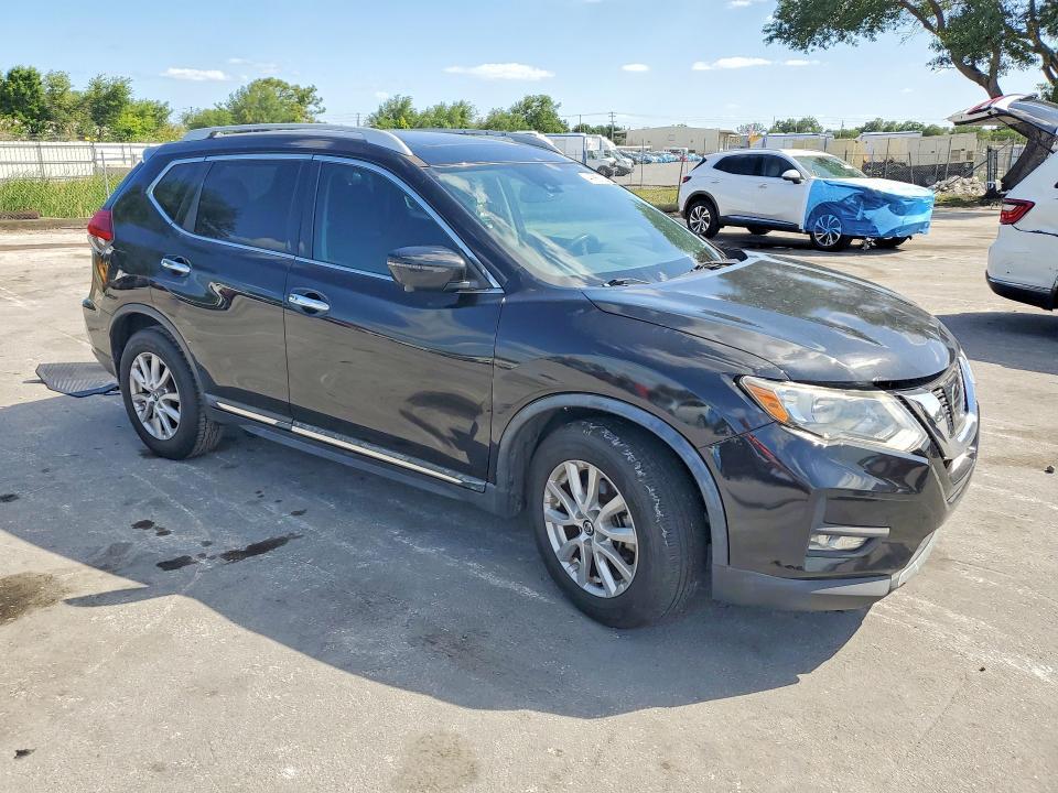 2017 Nissan Rogue sl