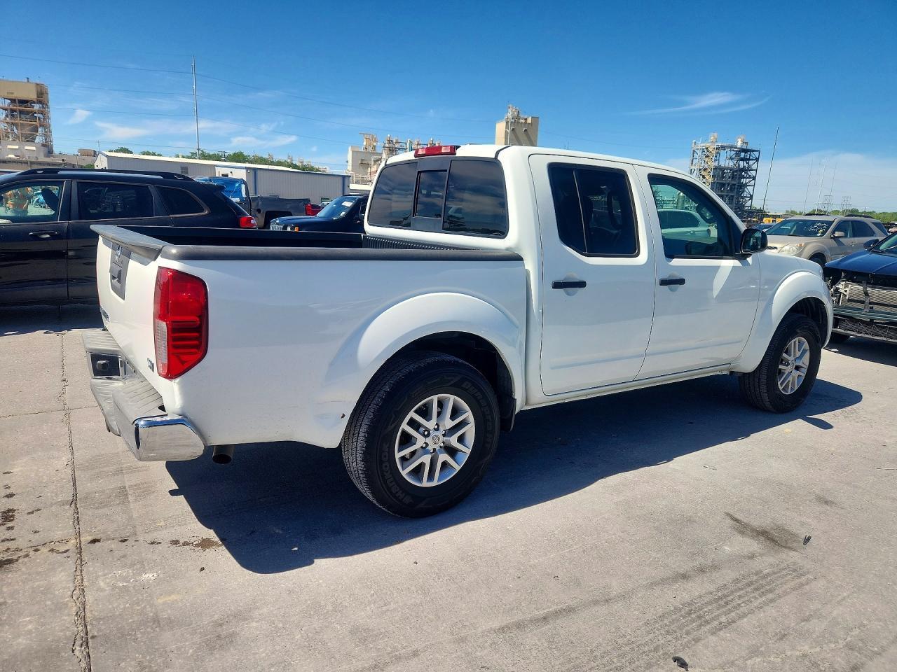 2017 Nissan Frontier SV
