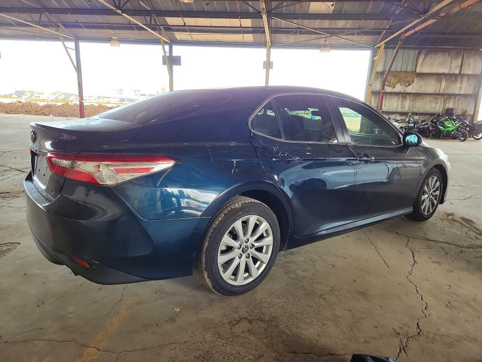 2018 Toyota Camry le