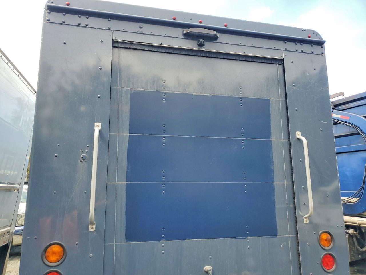 2020 Freightliner Chassis M Line WALK-IN Van