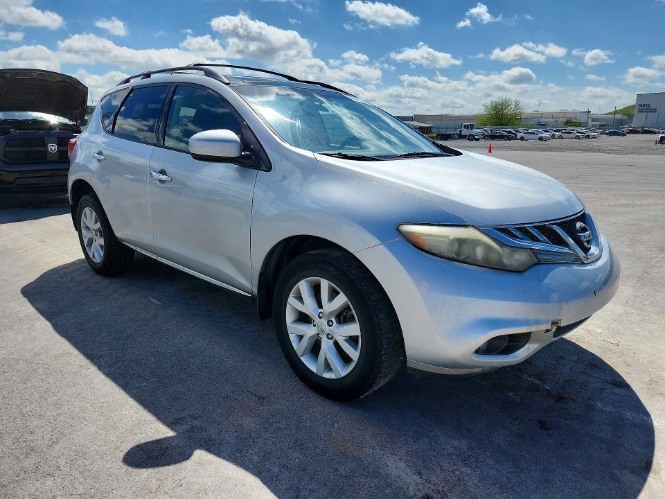 2012 Nissan Murano s