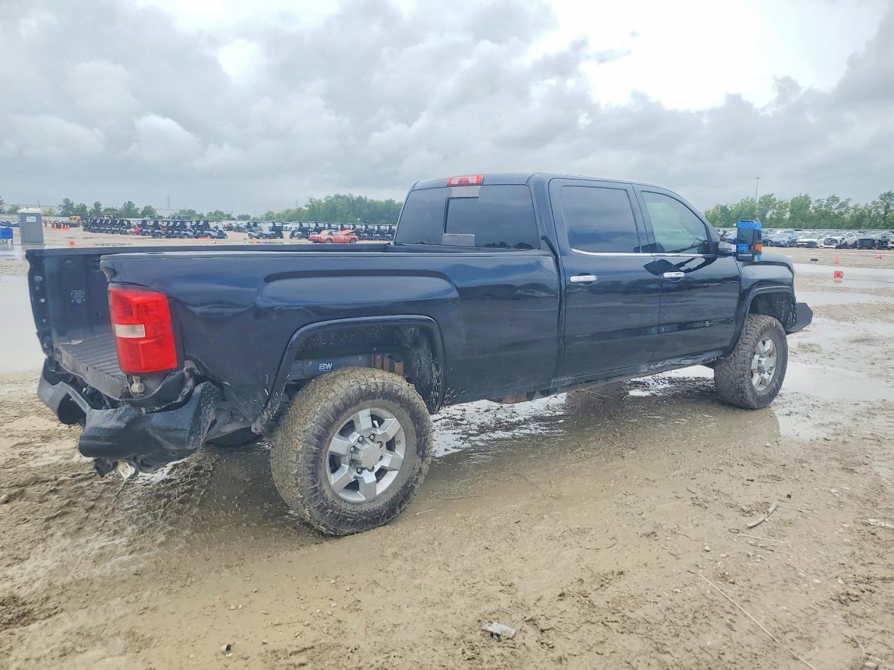 2015 GMC Sierra K3500 Denali