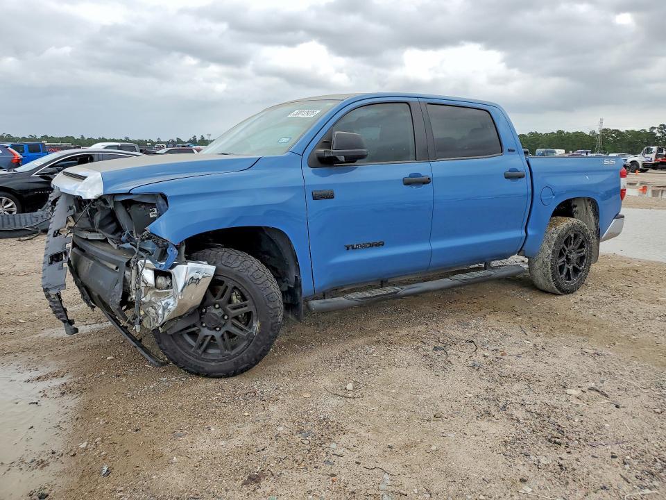 2020 Toyota Tundra Crewmax SR5