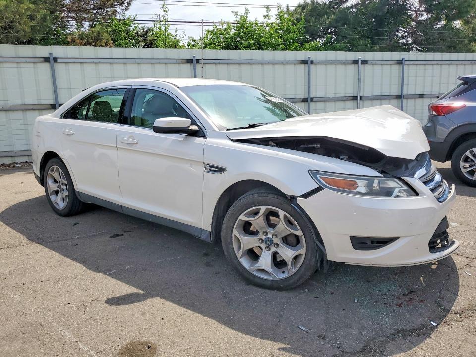 2010 Ford Taurus sel