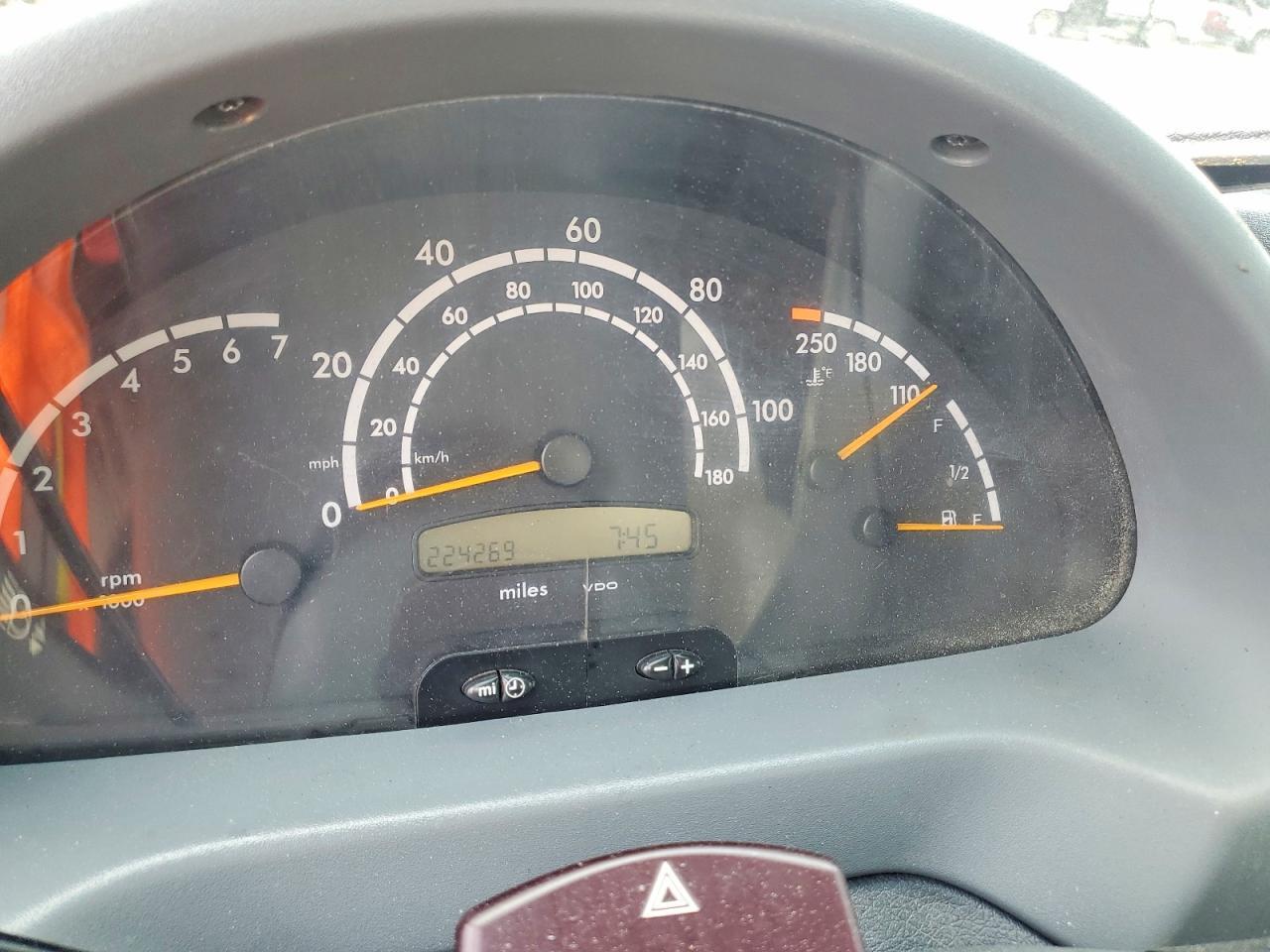 2005 Dodge Sprinter 2500 Delivery van