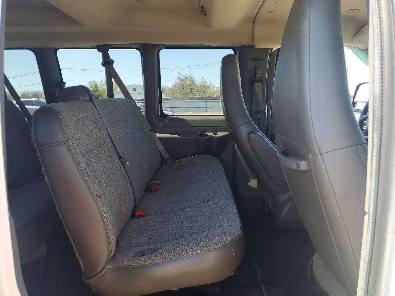 2020 Chevrolet Express G3500 LT