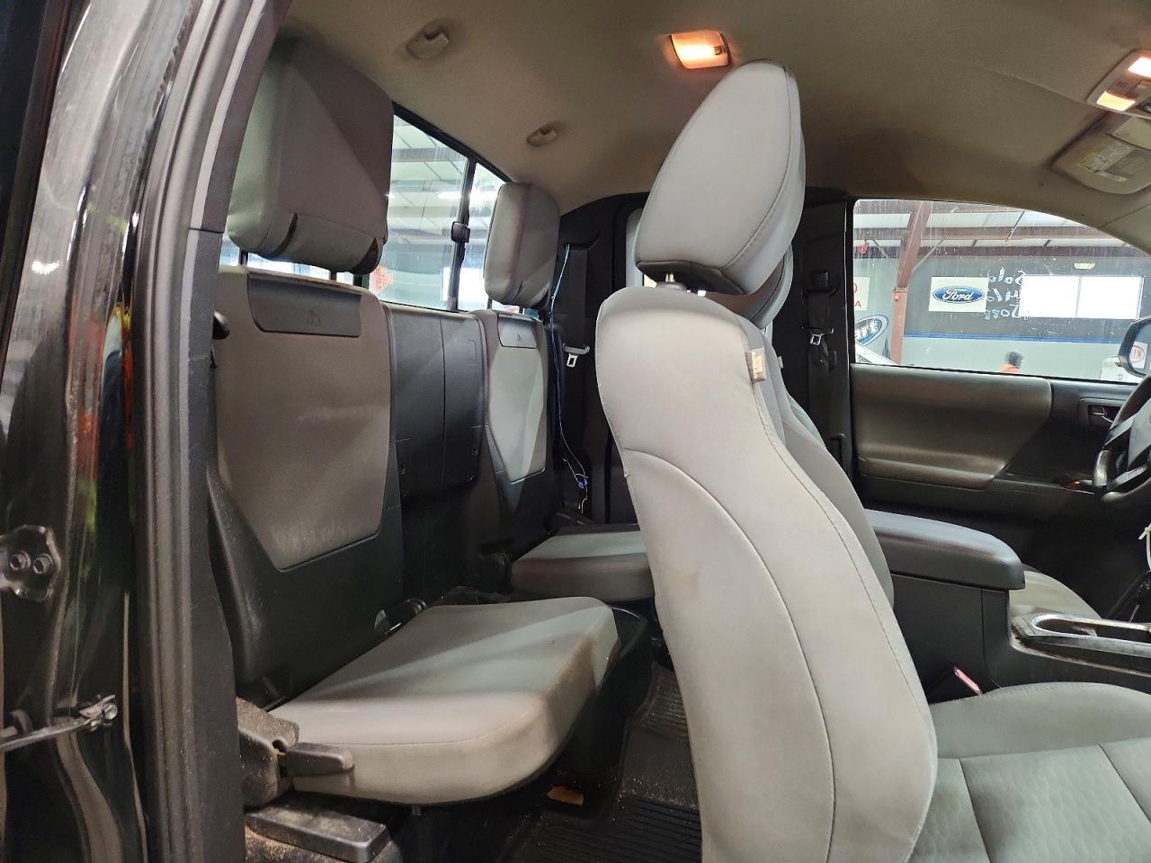 2018 Toyota Tacoma SR