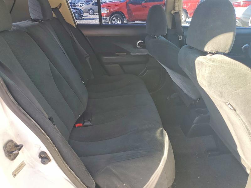 2012 Nissan Versa 1.8 s