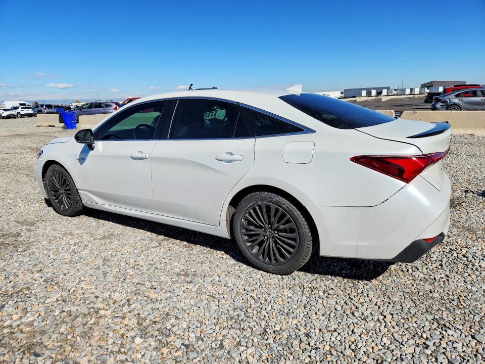 2021 Toyota Avalon Hybrid xse
