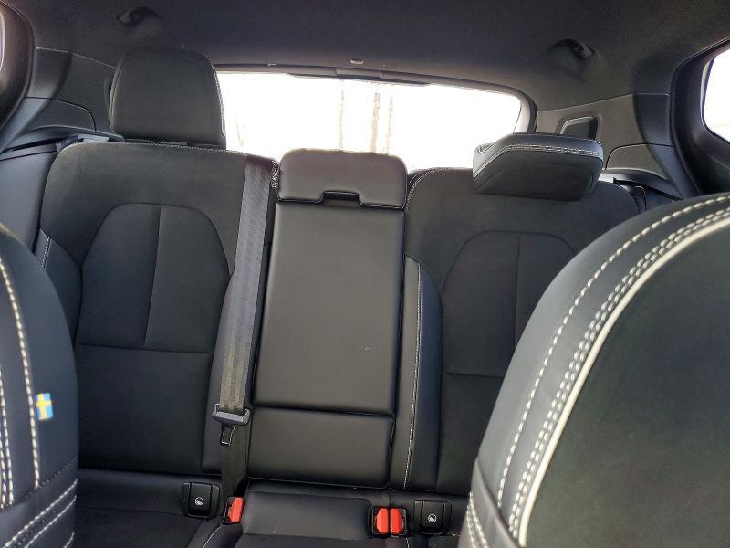 2021 Volvo Xc40 T5 R-design