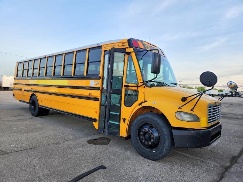 2010 Thomas Saf-t-liner C2-school bus