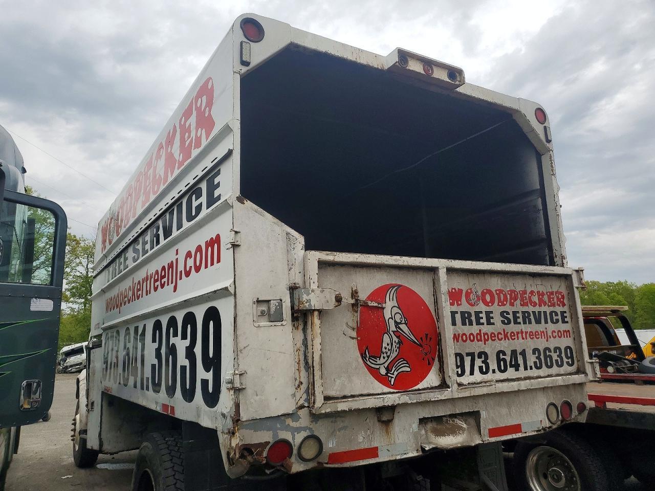 2001 International 4000 4700