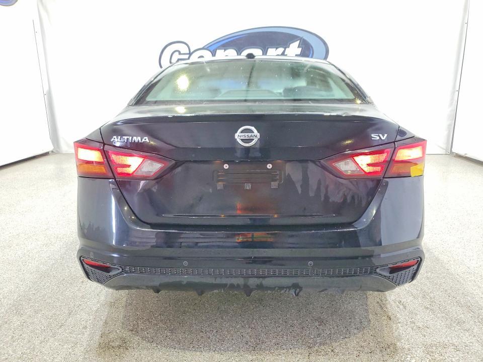 2022 Nissan Altima sv