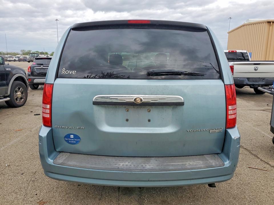 2010 Chrysler Town & Country Touring